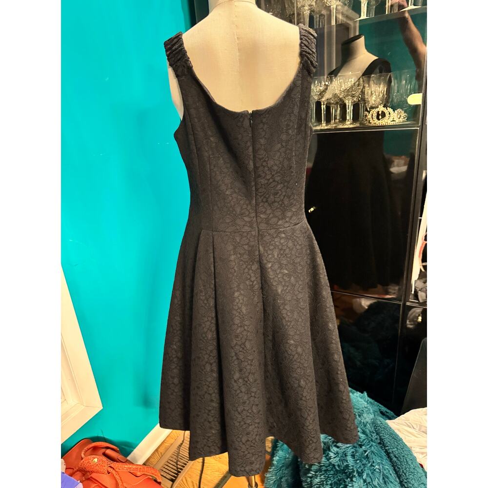 White House Black Market Black Textured Fit-and-Flare Midi Dress - Picture 6 of 9